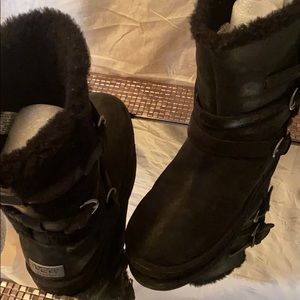 Black Women’s Winter Ugg Boats